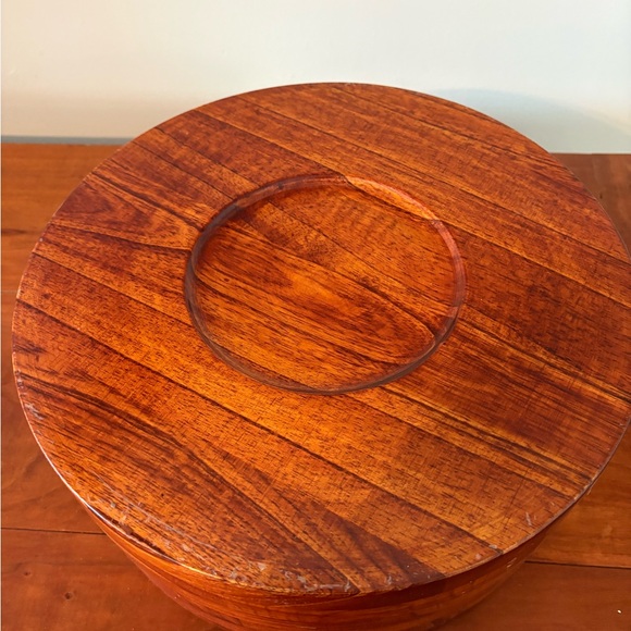 Vintage Wooden Salad Bowl Set w/ 4 Bowls & Serving Utensils - Picture 11 of 13